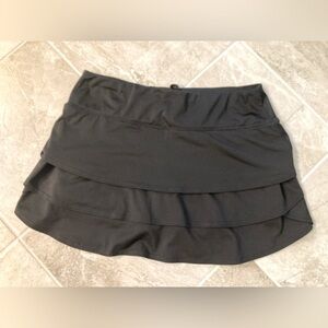 ATHLETA Tennis/Running Skort size Small